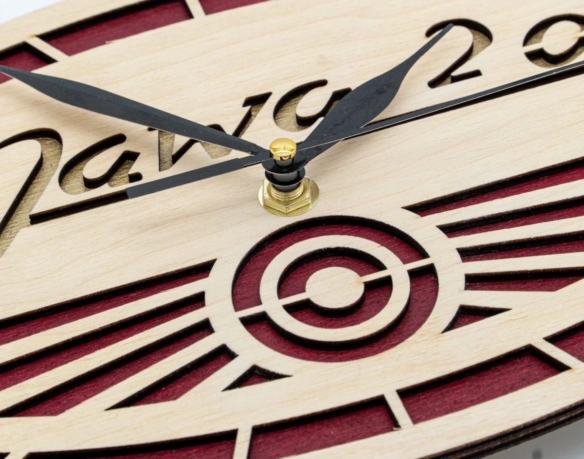 Drewniany zegar Logo Jawa 20