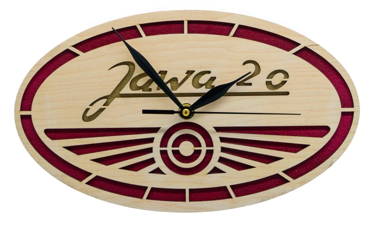 Drewniany zegar Logo Jawa 20